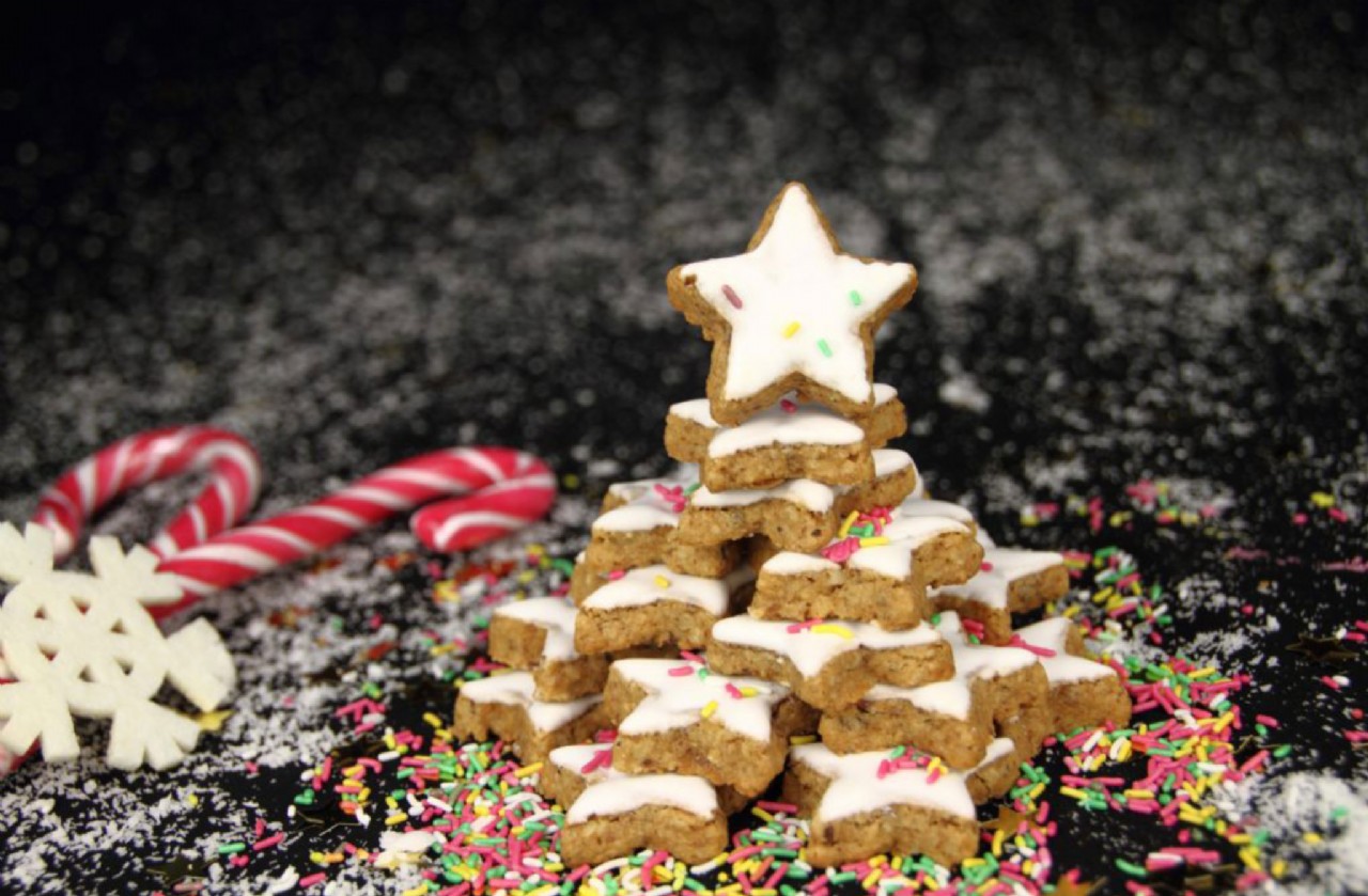 Gingerbread starsChristmas holiday star shaped gingerbread